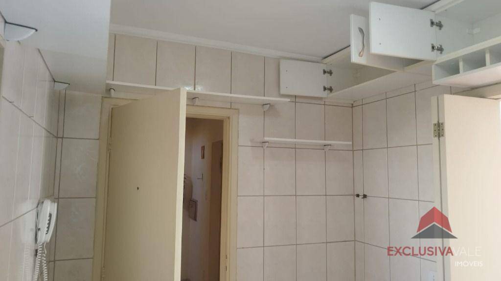 Apartamento à venda com 2 quartos, 80m² - Foto 8