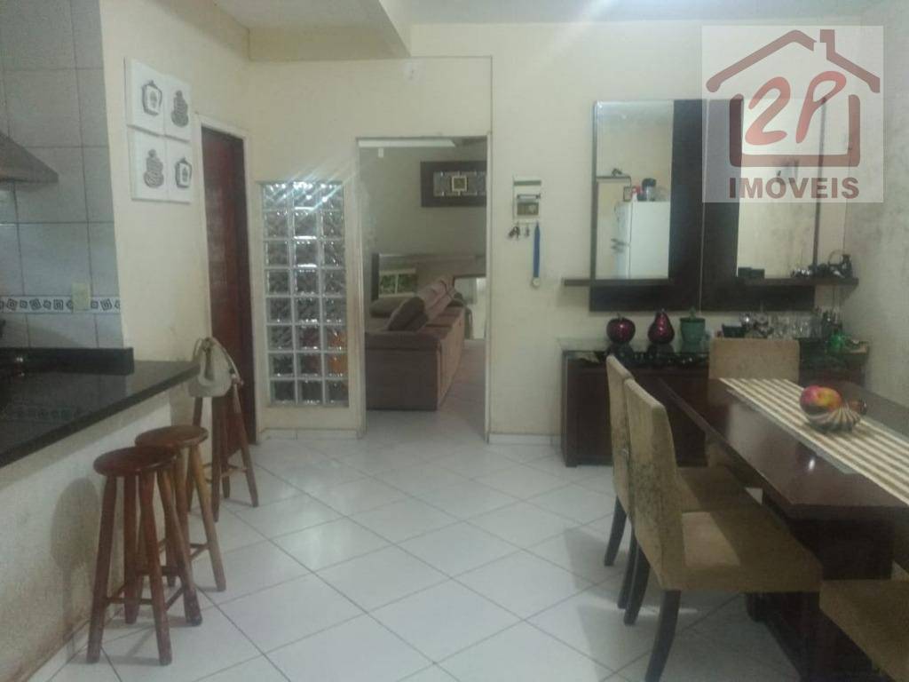 Sobrado à venda com 3 quartos, 300M2 - Foto 2