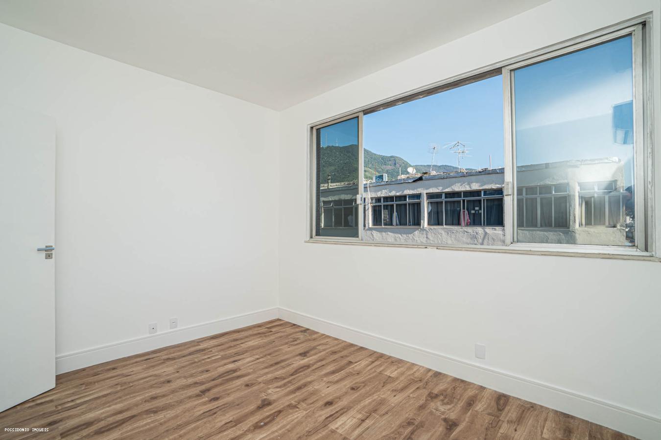 Apartamento à venda com 4 quartos, 130m² - Foto 19