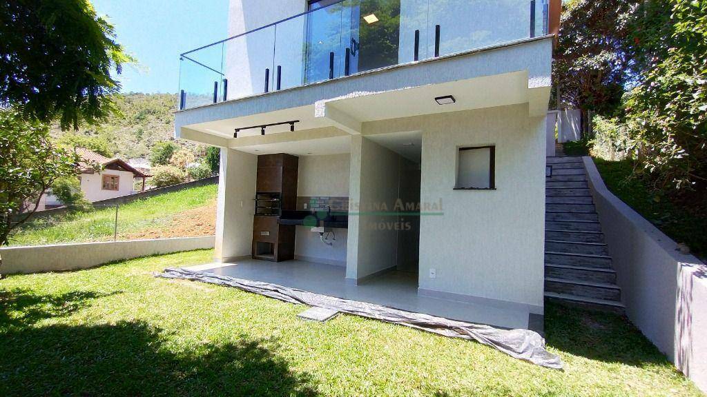 Casa de Condomínio à venda com 3 quartos, 145m² - Foto 4