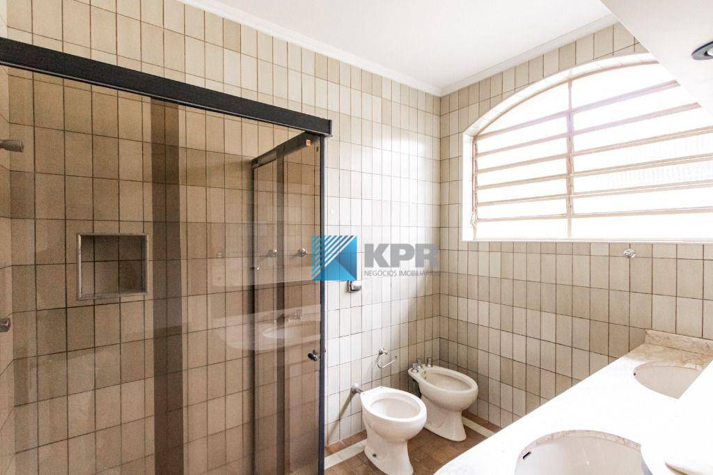 Casa à venda com 4 quartos, 230m² - Foto 12