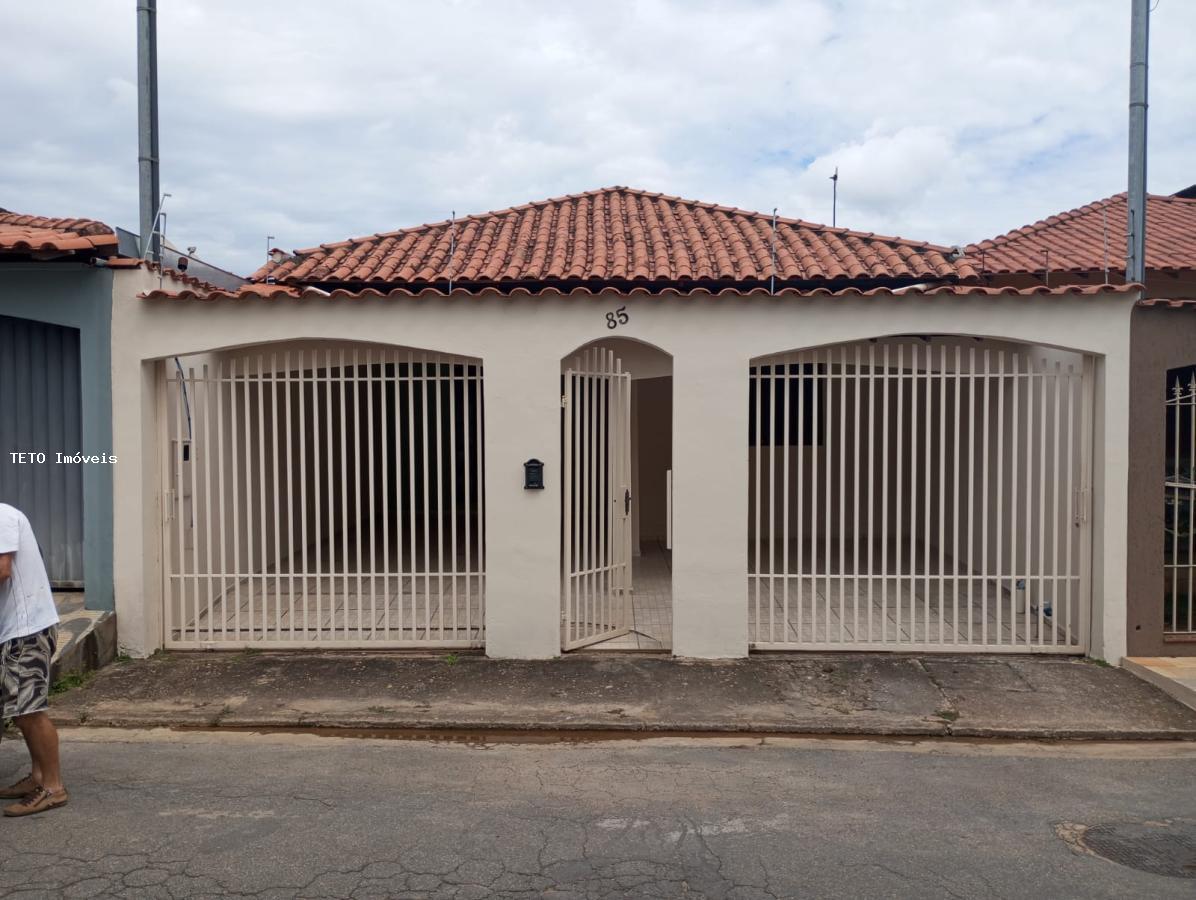 Casa para alugar com 3 quartos, 300m² - Foto 3