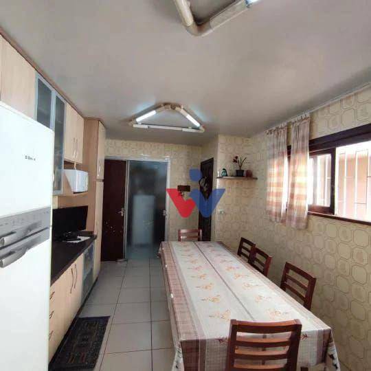 Casa à venda com 5 quartos, 240m² - Foto 20