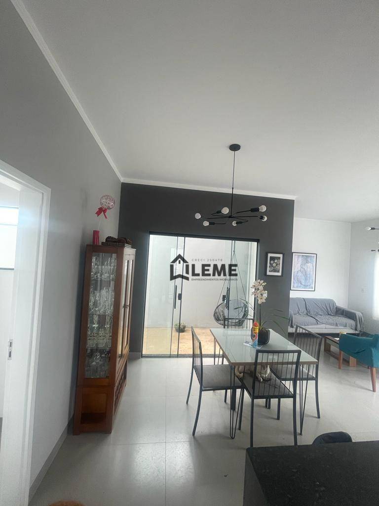 Casa à venda com 1 quarto, 77m² - Foto 4