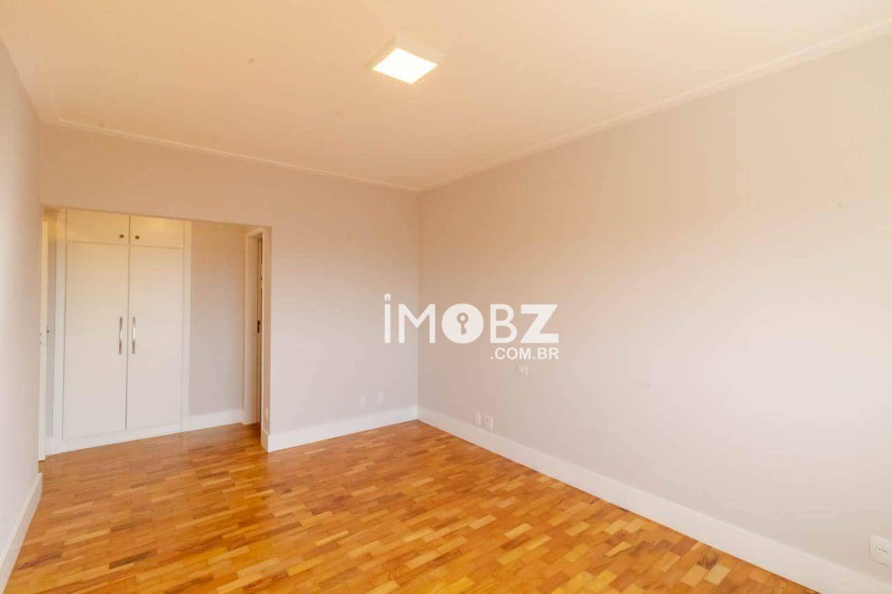 Apartamento à venda com 4 quartos, 221m² - Foto 47