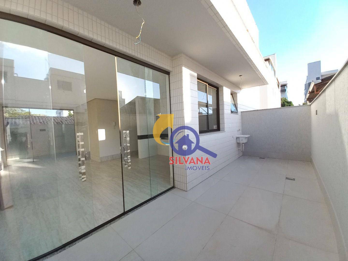 Apartamento à venda com 3 quartos, 130m² - Foto 26