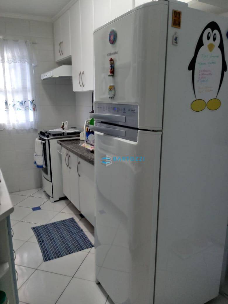 Apartamento à venda com 2 quartos, 63m² - Foto 13