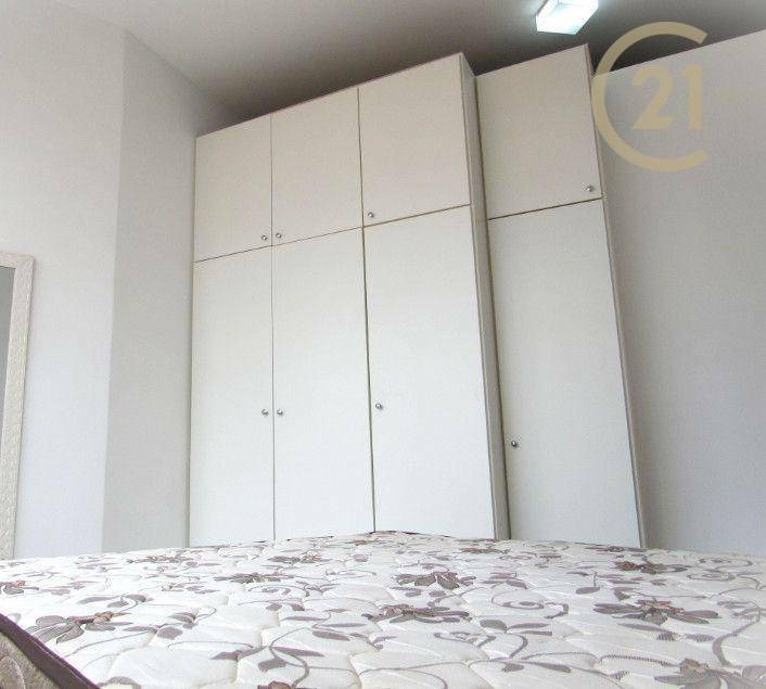 Apartamento à venda com 1 quarto, 40m² - Foto 9