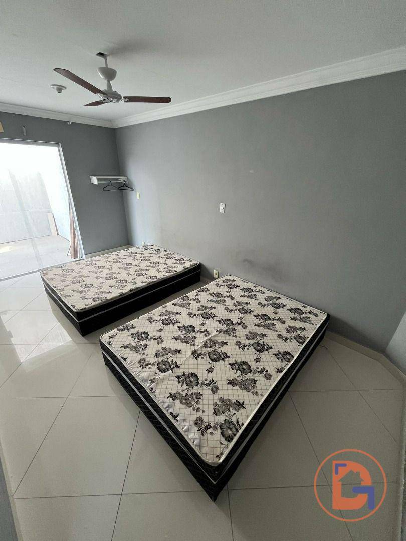 Casa à venda e aluguel com 3 quartos, 195m² - Foto 13