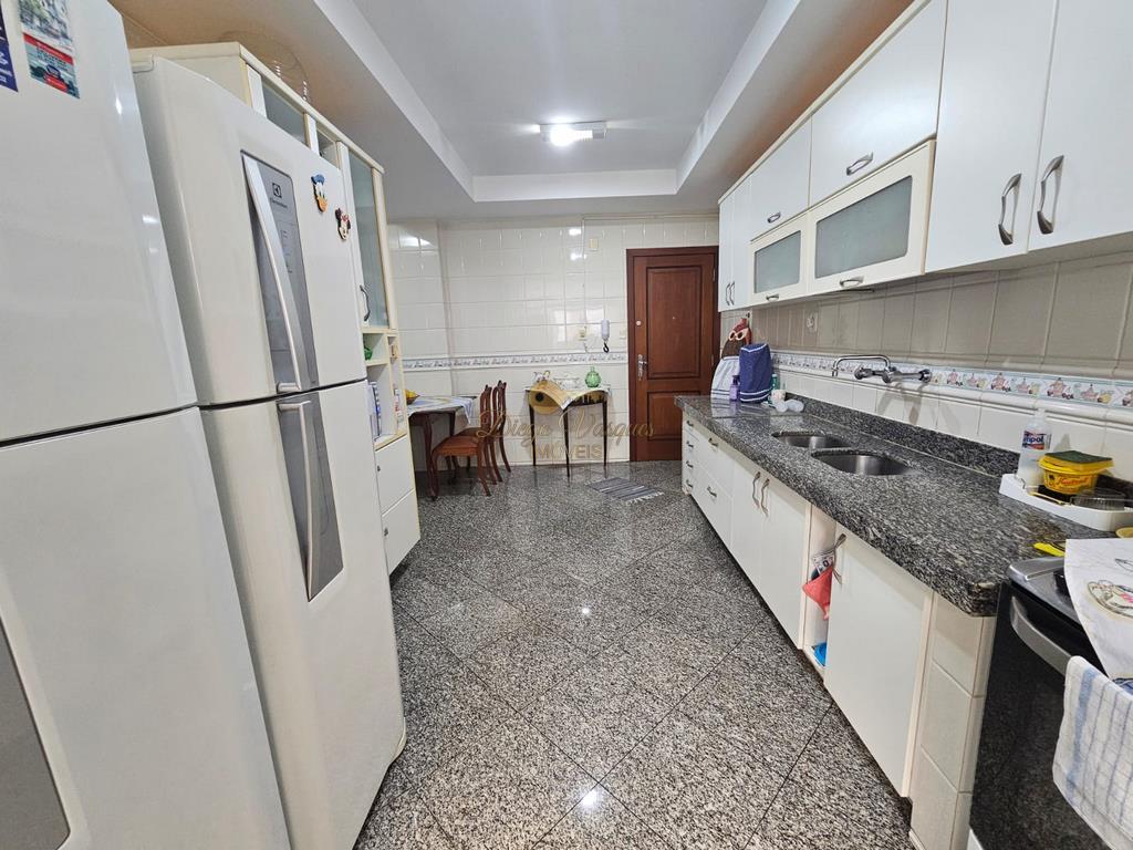 Apartamento à venda com 4 quartos, 173m² - Foto 29