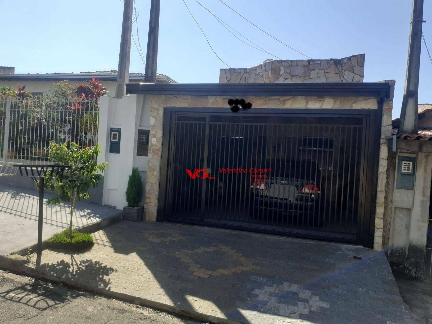 Casa à venda com 3 quartos, 100m² - Foto 1