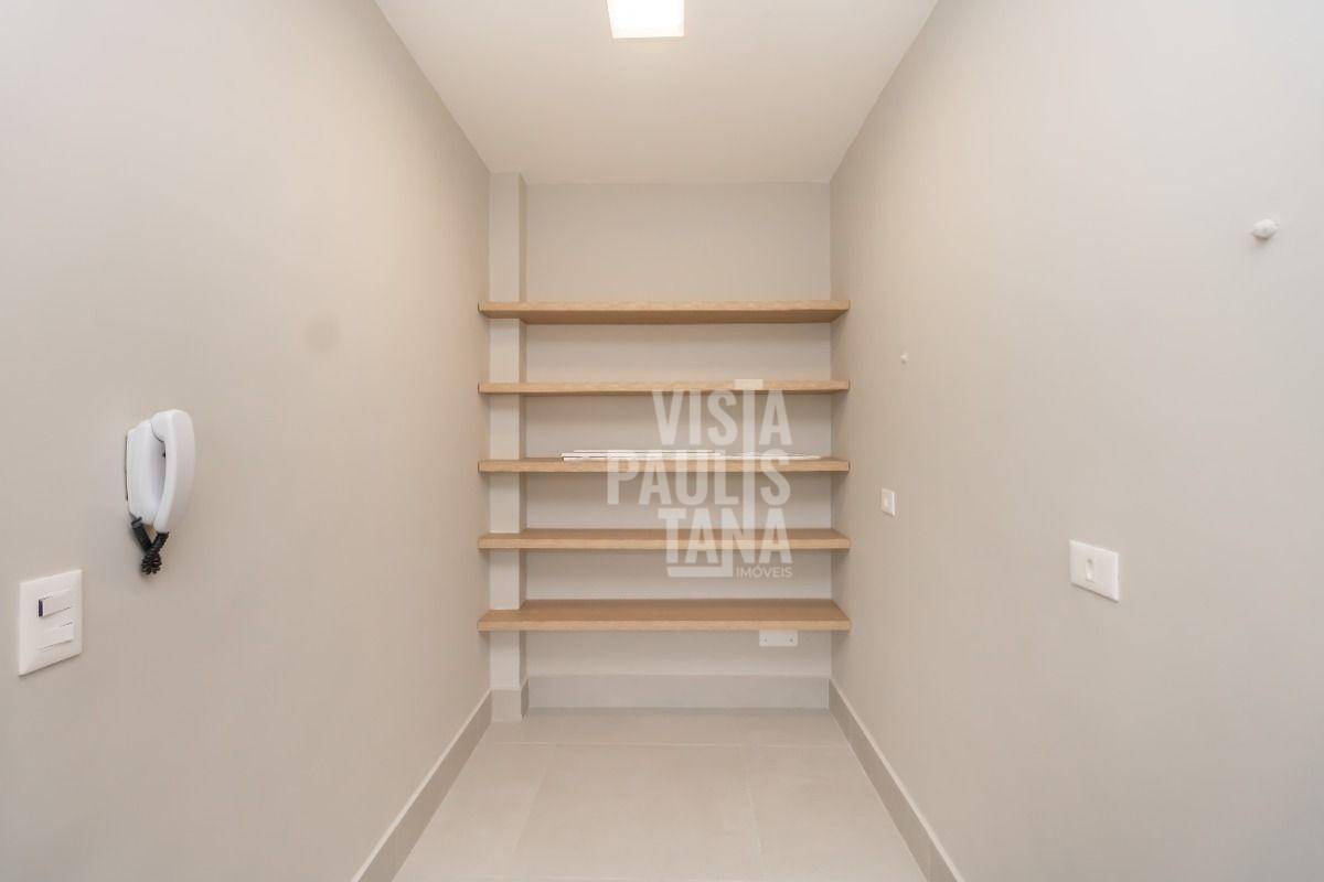 Apartamento à venda com 3 quartos, 227m² - Foto 15