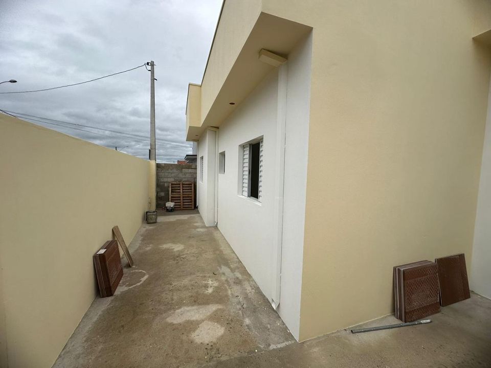 Casa à venda com 2 quartos, 113m² - Foto 4