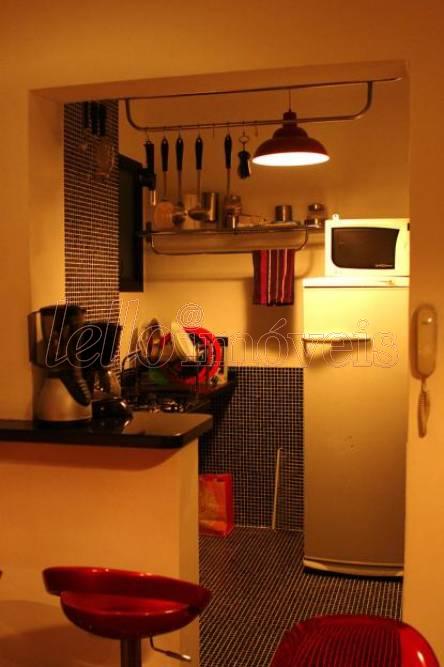 Apartamento para alugar com 2 quartos, 146m² - Foto 8