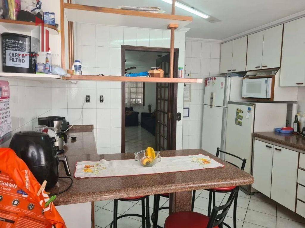 Casa à venda com 3 quartos, 150m² - Foto 7