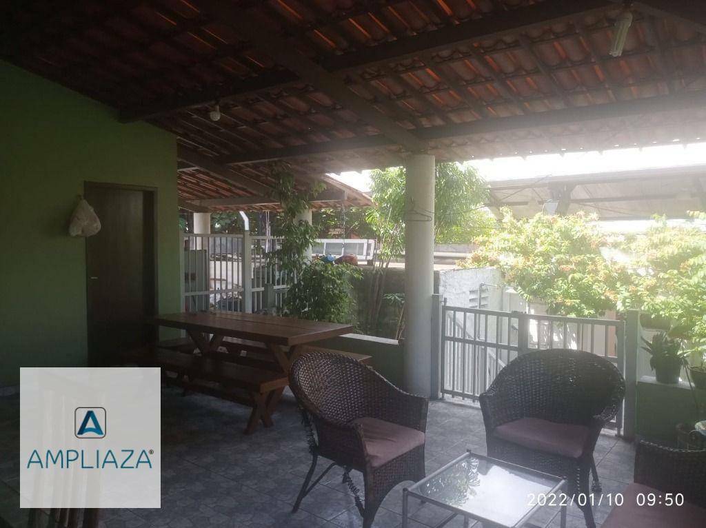 Casa à venda com 4 quartos, 240m² - Foto 21