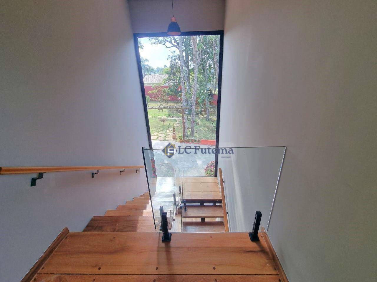 Casa de Condomínio à venda com 6 quartos, 500m² - Foto 9