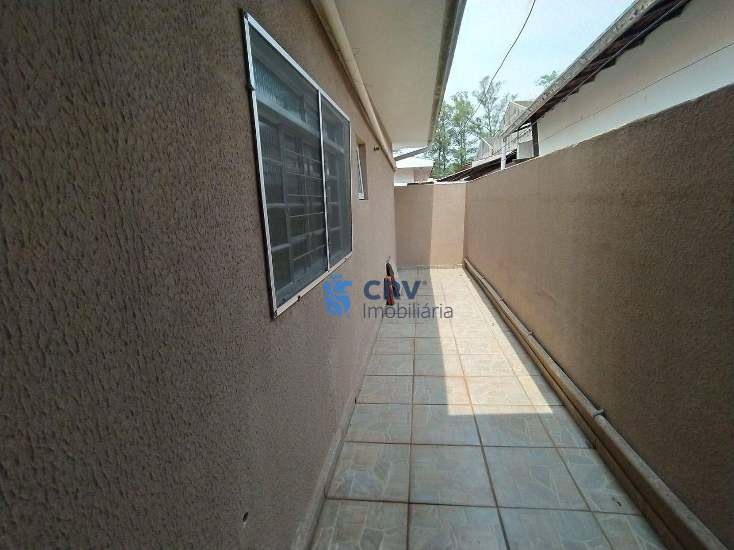 Casa para alugar com 3 quartos, 140m² - Foto 24