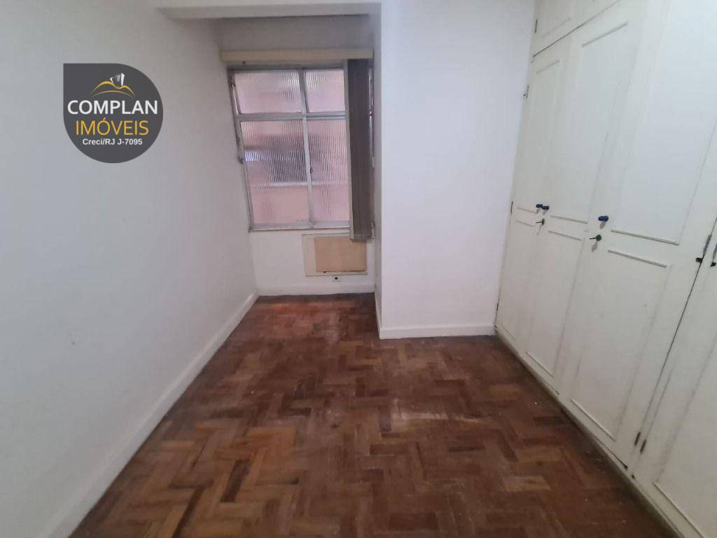 Apartamento à venda com 2 quartos, 67m² - Foto 5