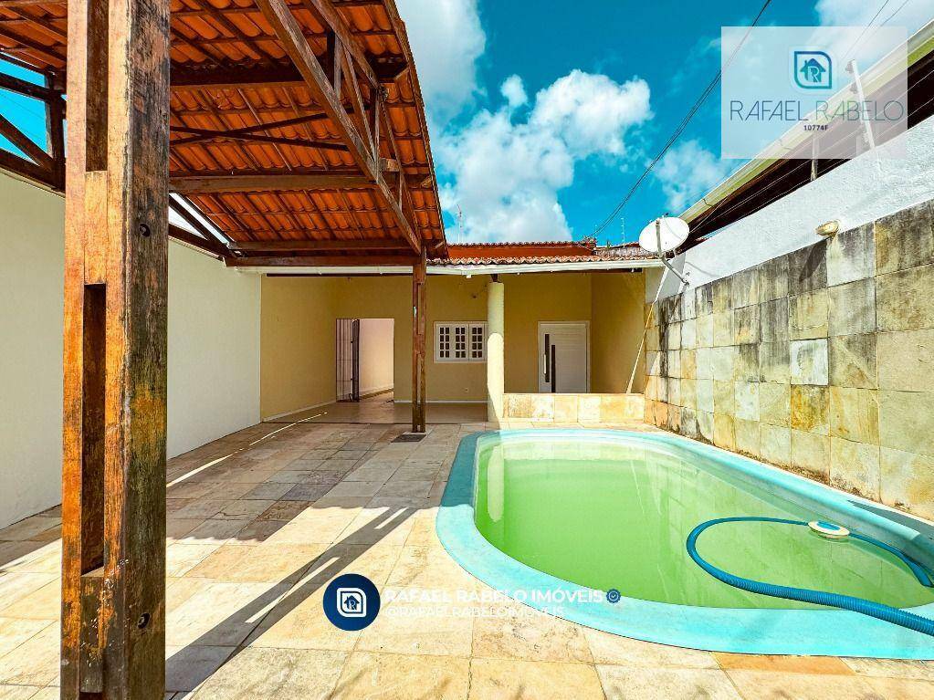 Casa à venda com 3 quartos, 150m² - Foto 2