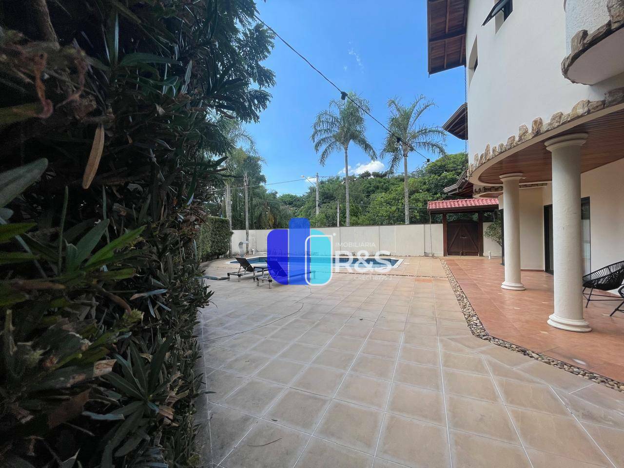 Casa de Condomínio para alugar com 4 quartos, 393m² - Foto 14
