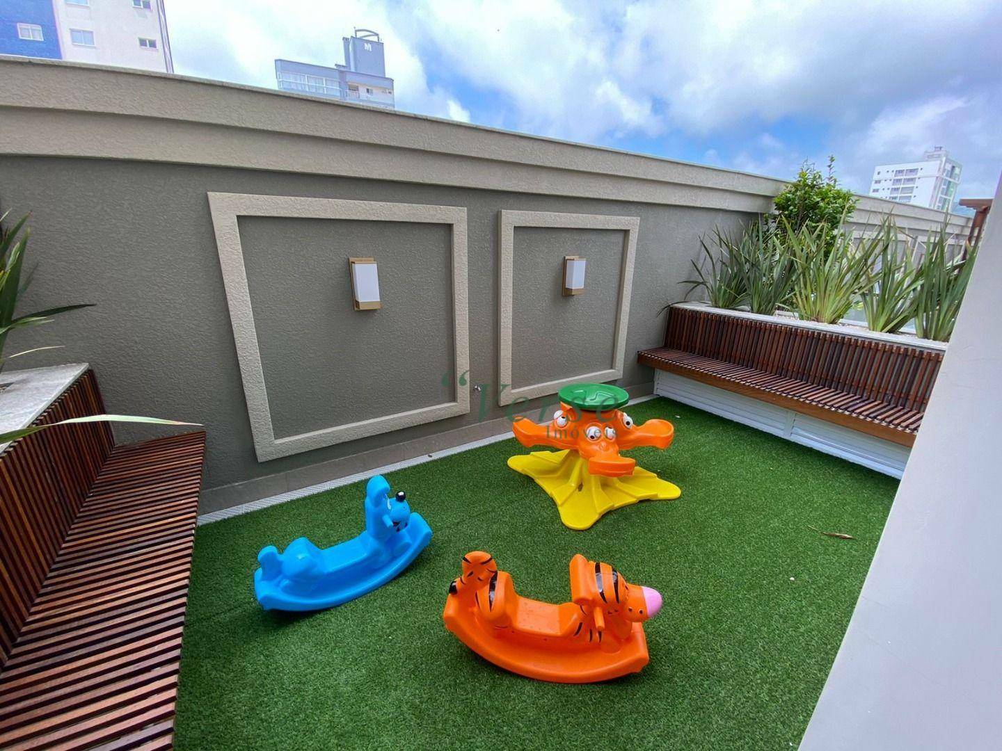 Apartamento à venda com 3 quartos, 137m² - Foto 17