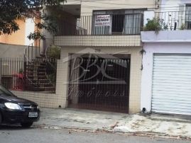 Sobrado à venda com 4 quartos, 207m² - Foto 1