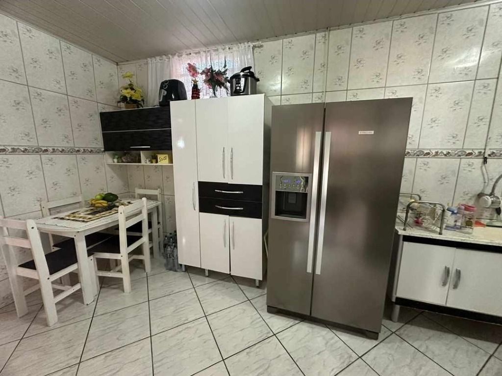 Casa à venda com 3 quartos, 90m² - Foto 9