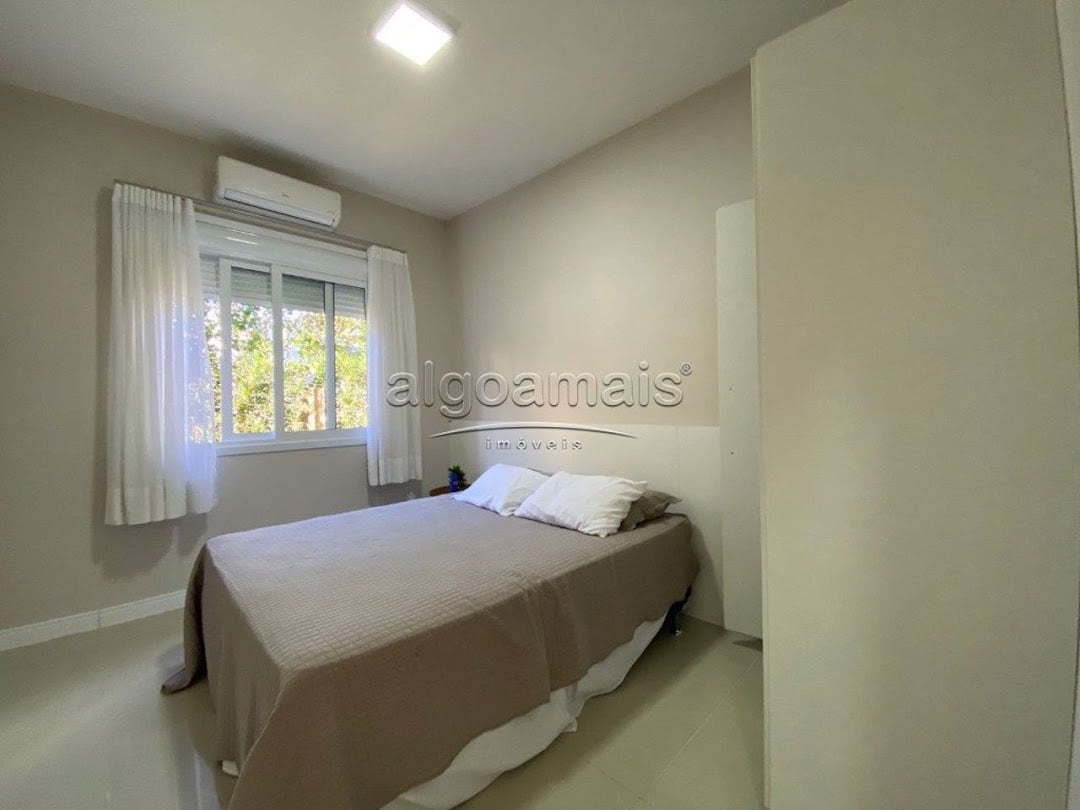 Casa de Condomínio à venda com 5 quartos, 250m² - Foto 19