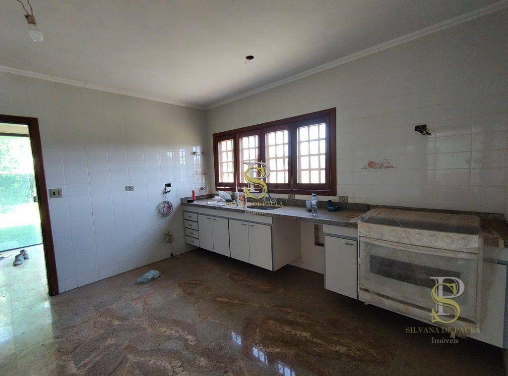 Chácara à venda com 6 quartos, 1600m² - Foto 27