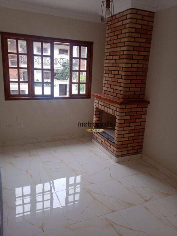 Sobrado à venda com 3 quartos, 200m² - Foto 2