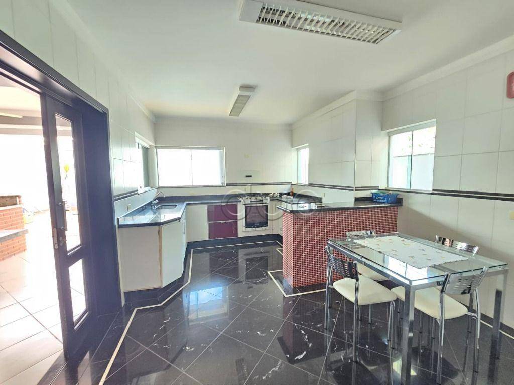 Casa de Condomínio para alugar com 3 quartos, 340m² - Foto 19