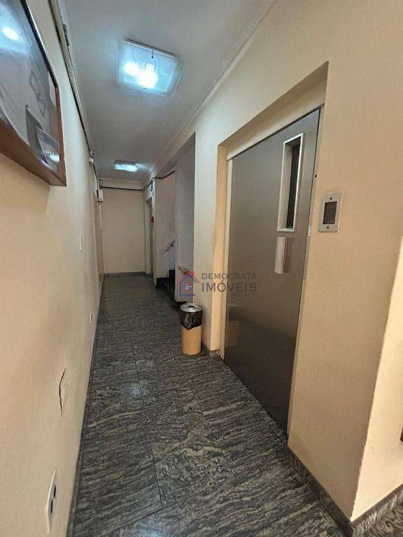 Apartamento à venda com 3 quartos, 122m² - Foto 15