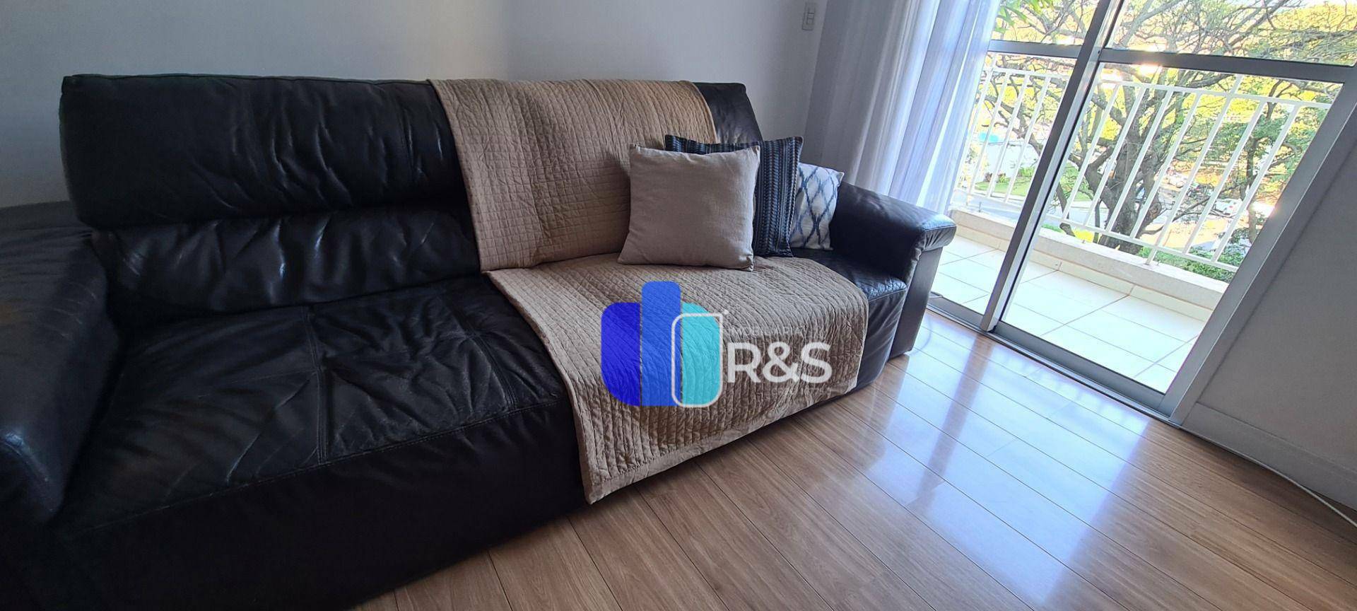 Apartamento à venda com 2 quartos, 70m² - Foto 12