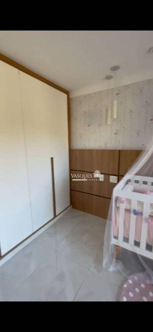 Casa à venda com 2 quartos, 130m² - Foto 11