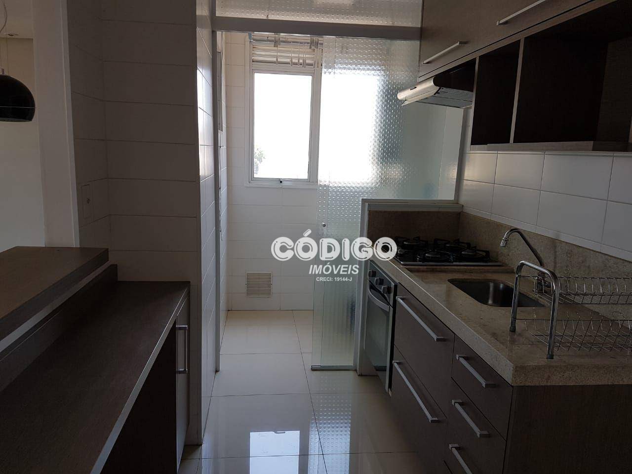 Apartamento à venda com 3 quartos, 64m² - Foto 11