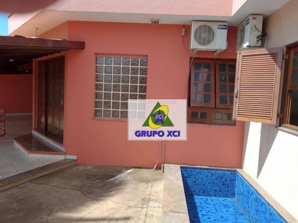 Casa de Condomínio à venda com 3 quartos, 350m² - Foto 52