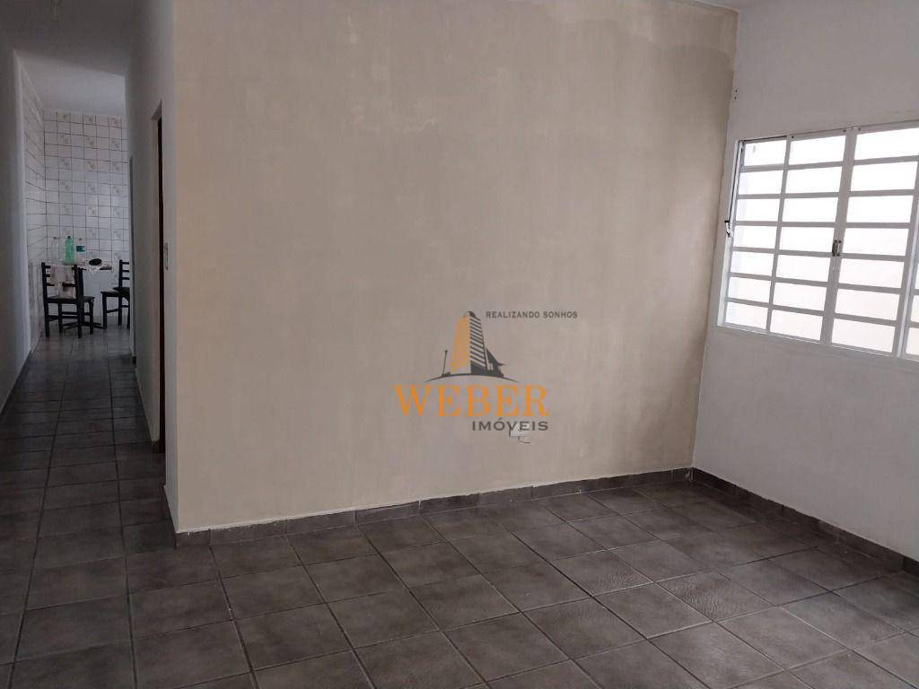 Casa à venda com 2 quartos, 125m² - Foto 13