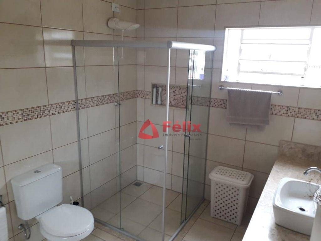 Casa à venda com 3 quartos, 156m² - Foto 18