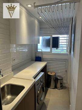 Apartamento à venda com 3 quartos, 130m² - Foto 2