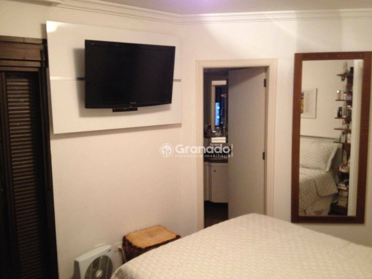 Apartamento à venda com 3 quartos, 147m² - Foto 10