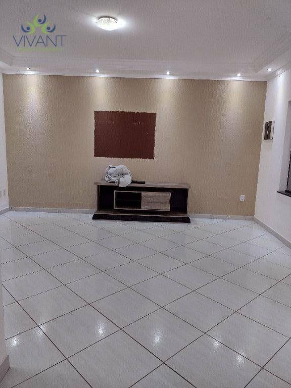 Sobrado à venda com 3 quartos, 300M2 - Foto 12