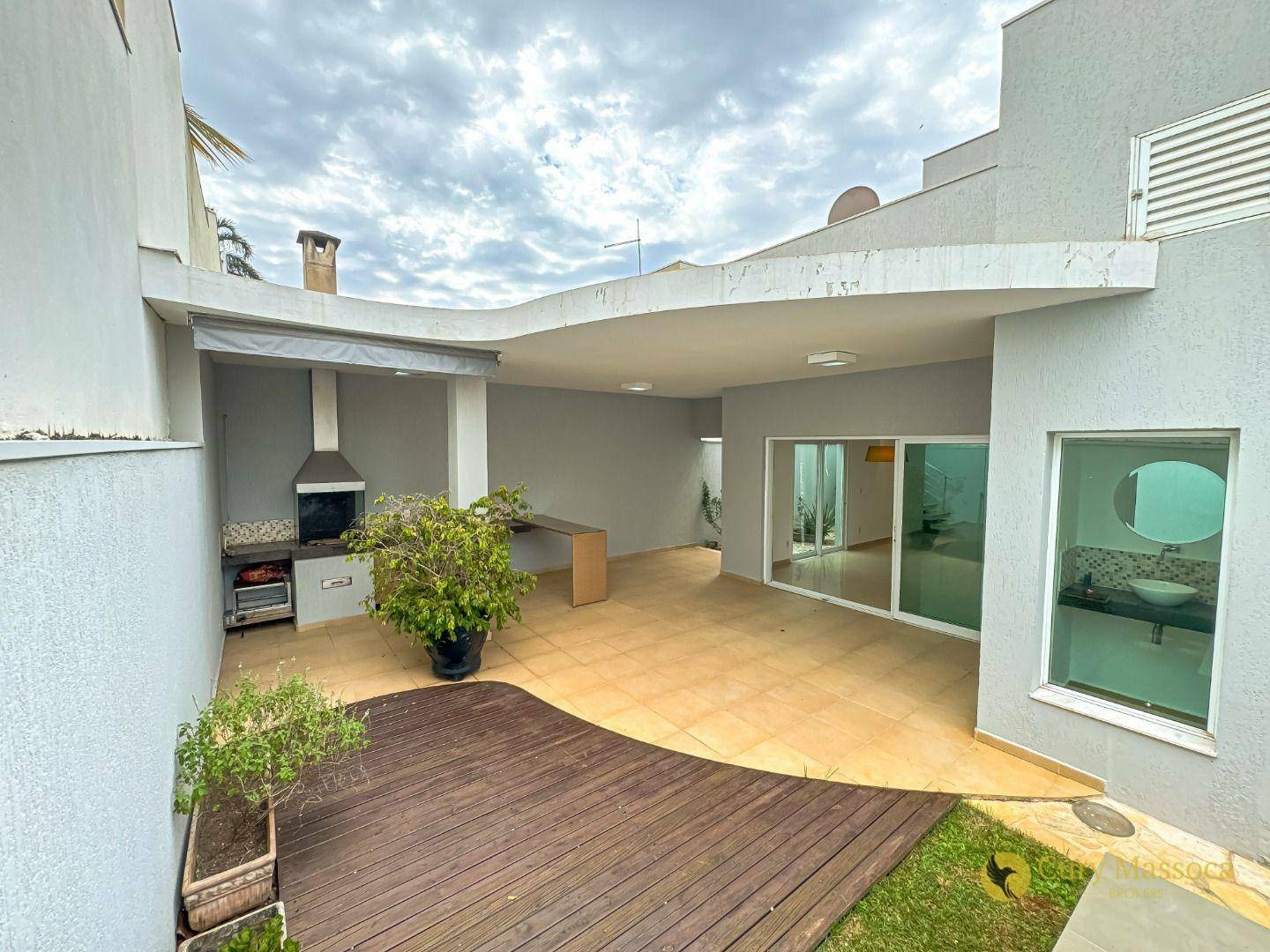 Casa à venda e aluguel com 3 quartos, 208m² - Foto 50