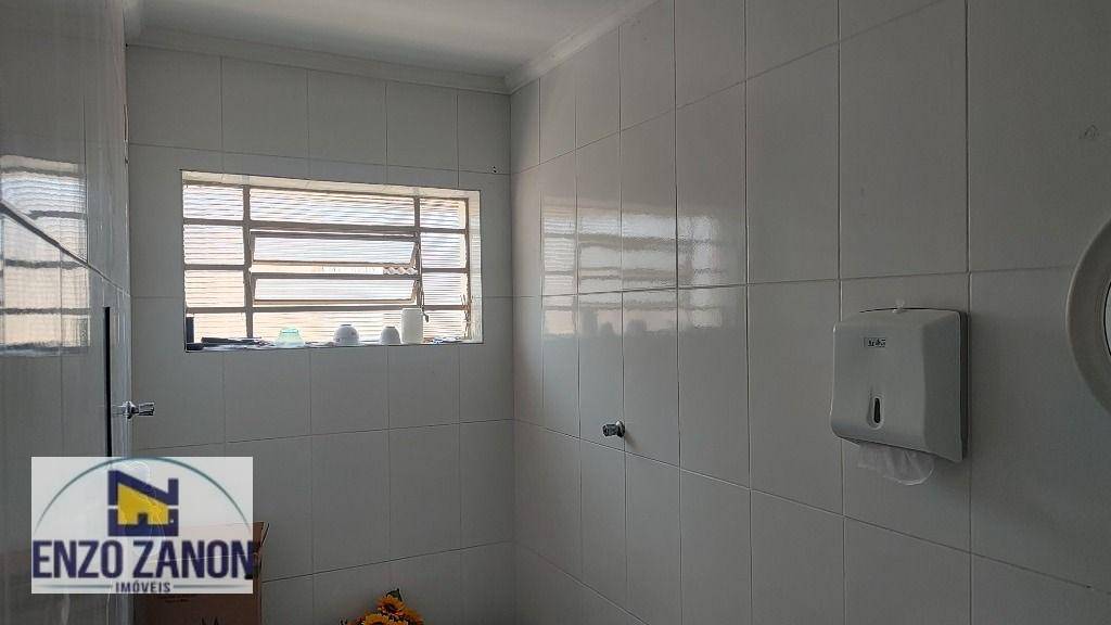 Casa à venda e aluguel com 3 quartos, 258m² - Foto 18