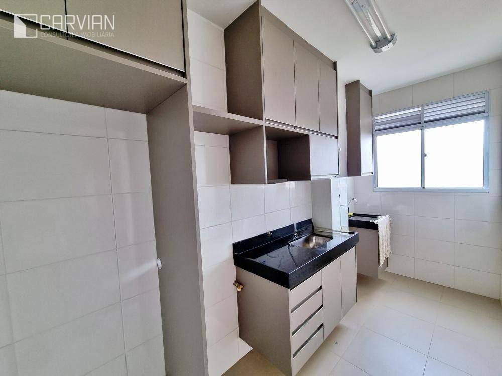 Apartamento à venda com 2 quartos, 48m² - Foto 2