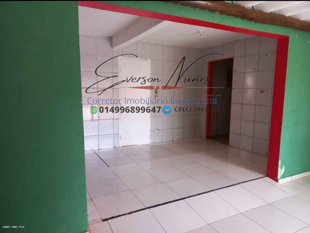 Casa à venda com 2 quartos, 200m² - Foto 9