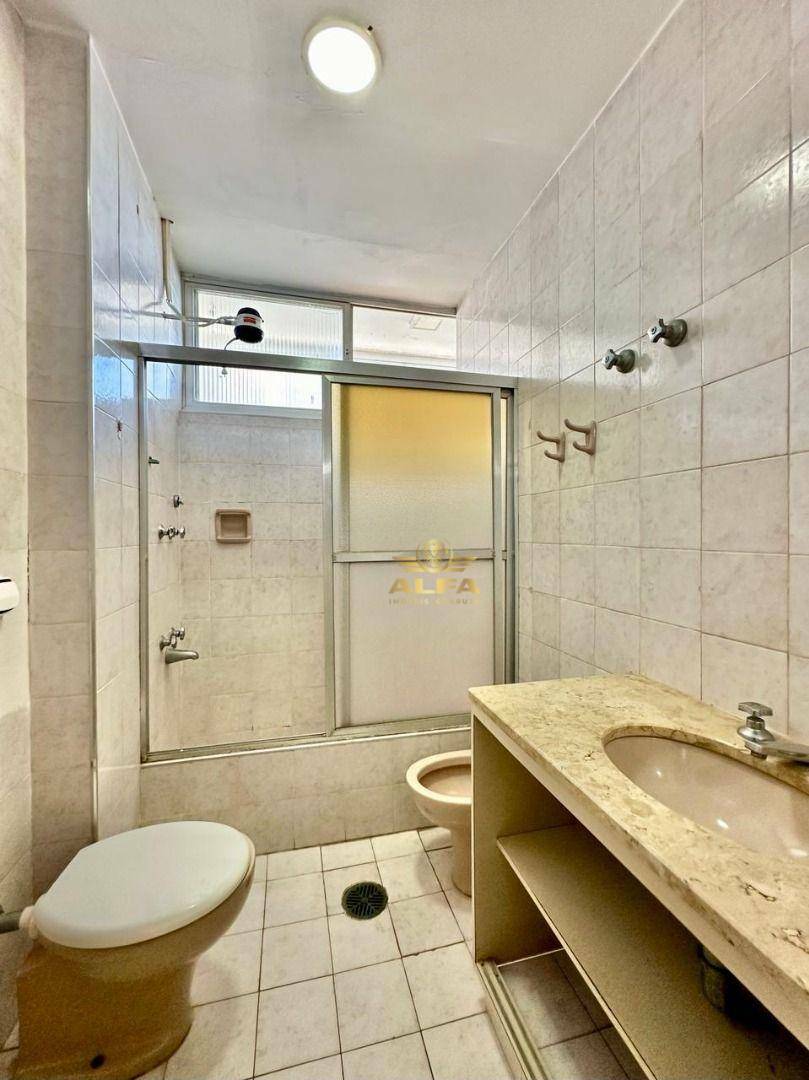 Apartamento à venda com 4 quartos, 208m² - Foto 12