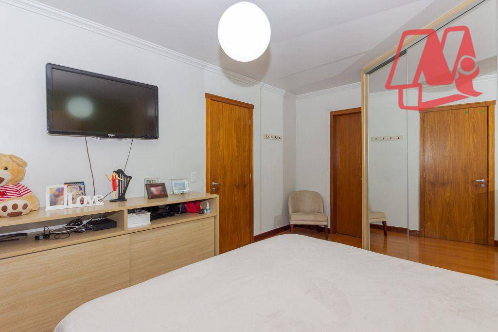 Apartamento à venda com 3 quartos, 130m² - Foto 27