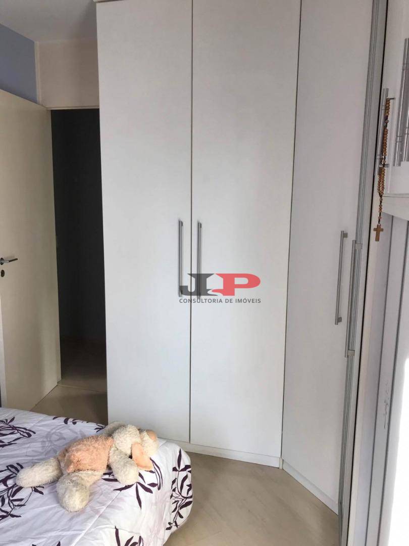 Apartamento à venda com 3 quartos, 64m² - Foto 12