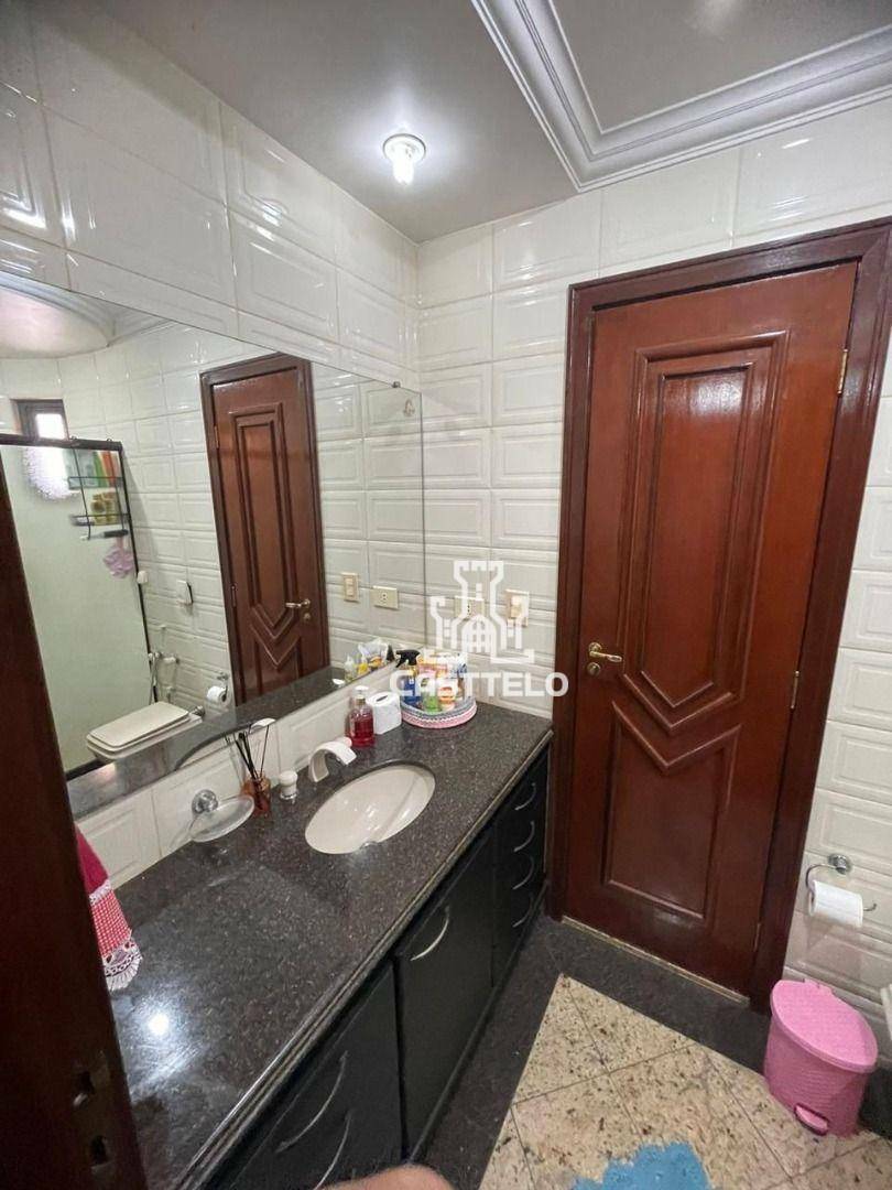 Sobrado à venda com 5 quartos, 450m² - Foto 44